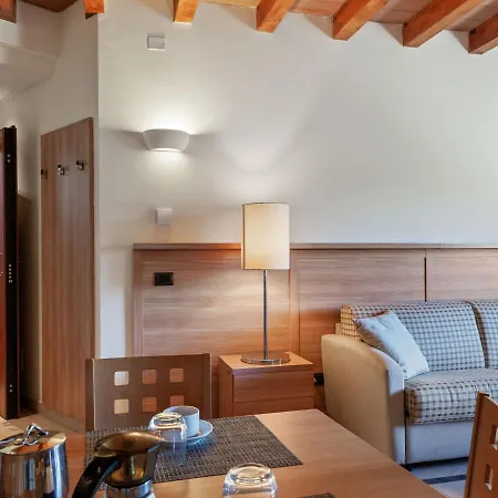 بيت للعطل Modern Holiday In With Garden *