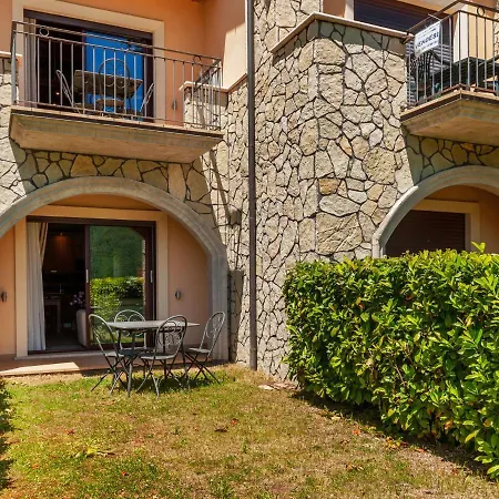 بيت للعطل Modern Holiday In With Garden