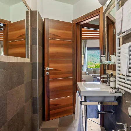 بيت للعطل Modern Holiday In With Garden سكانو
